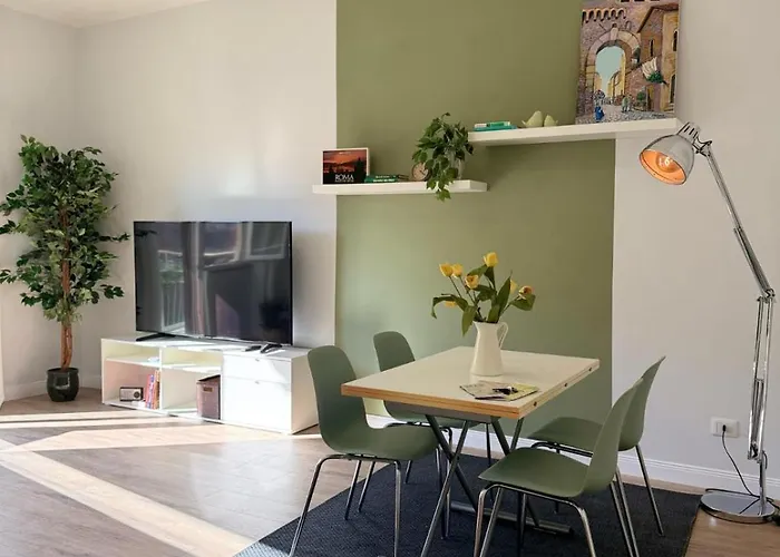 Flag Apartment - Metro A - Subaugusta